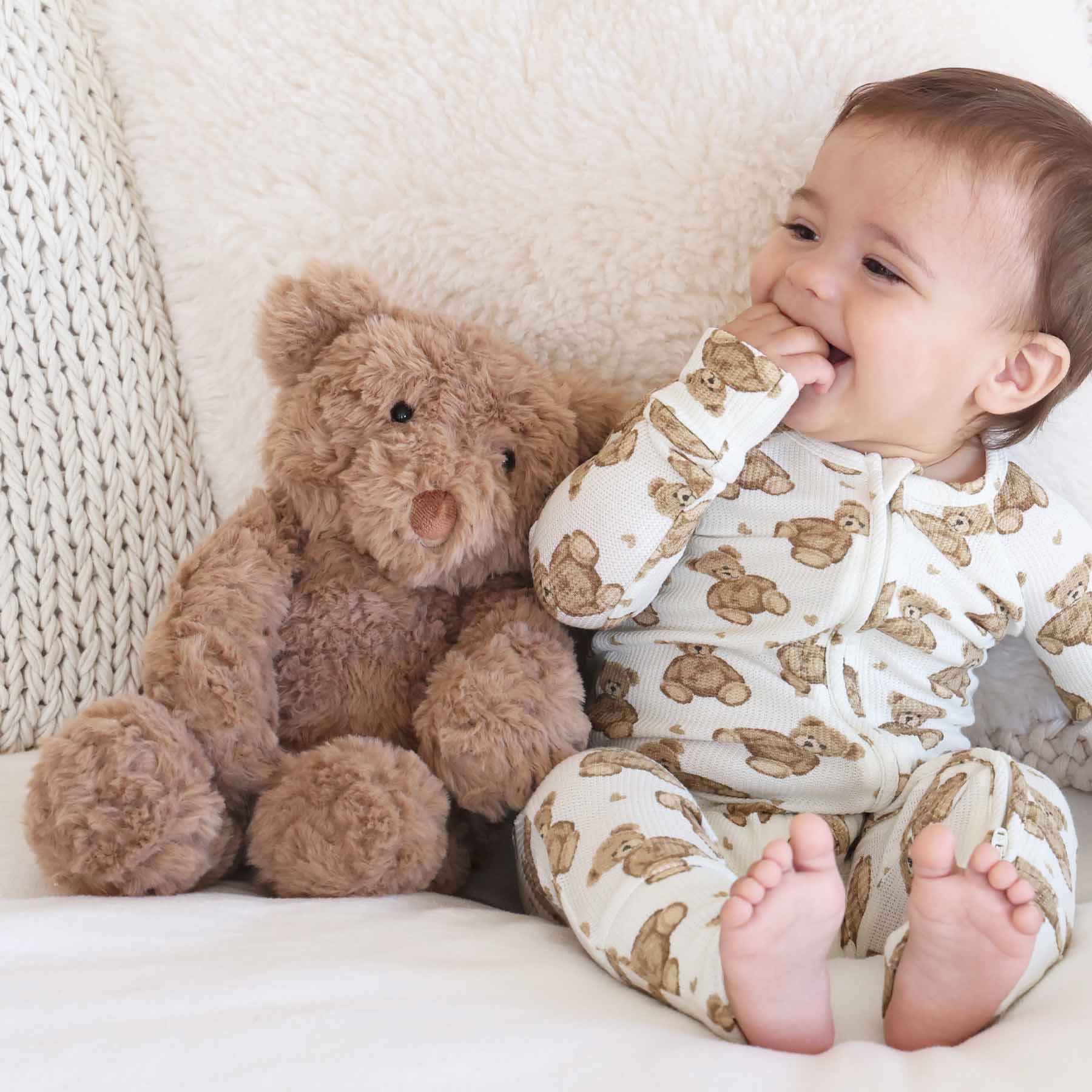 Large Cuddle Plush Friends | Brody Bear