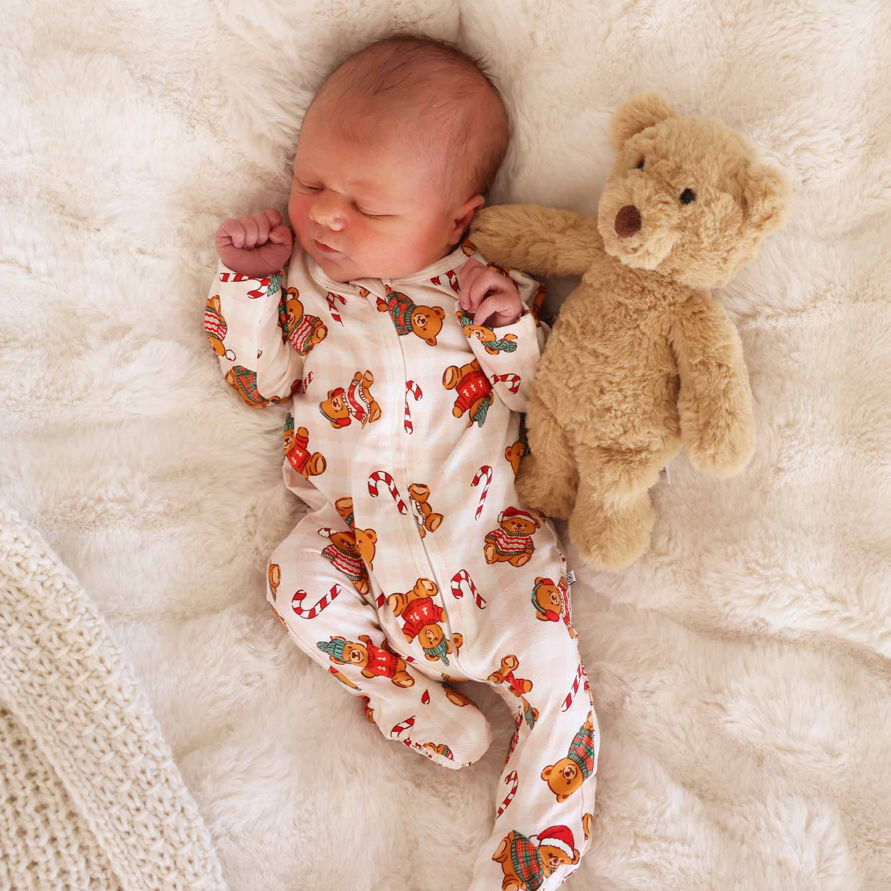 Beary Christmas Zipper Footie | Neutral