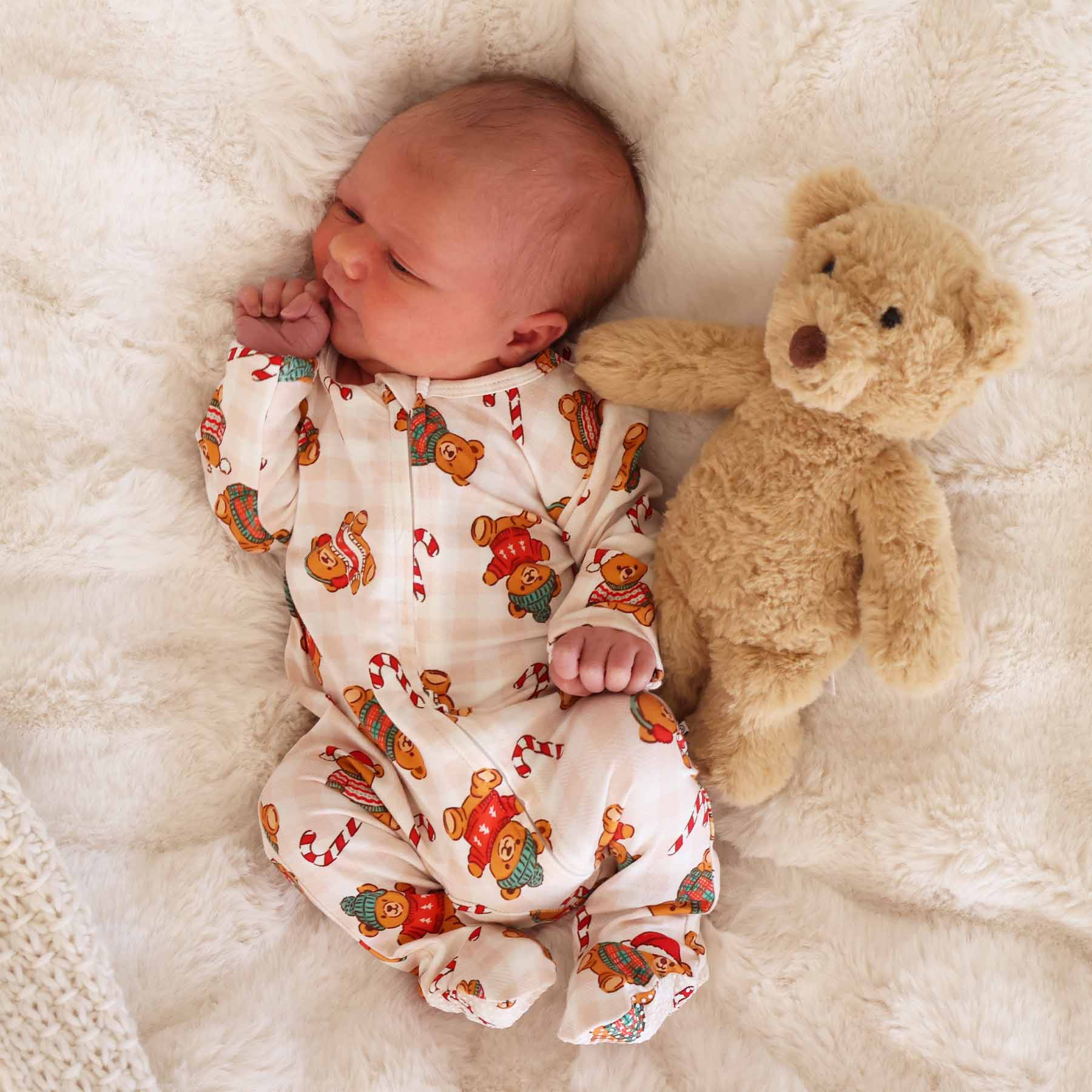 Beary Christmas Zipper Footie | Neutral