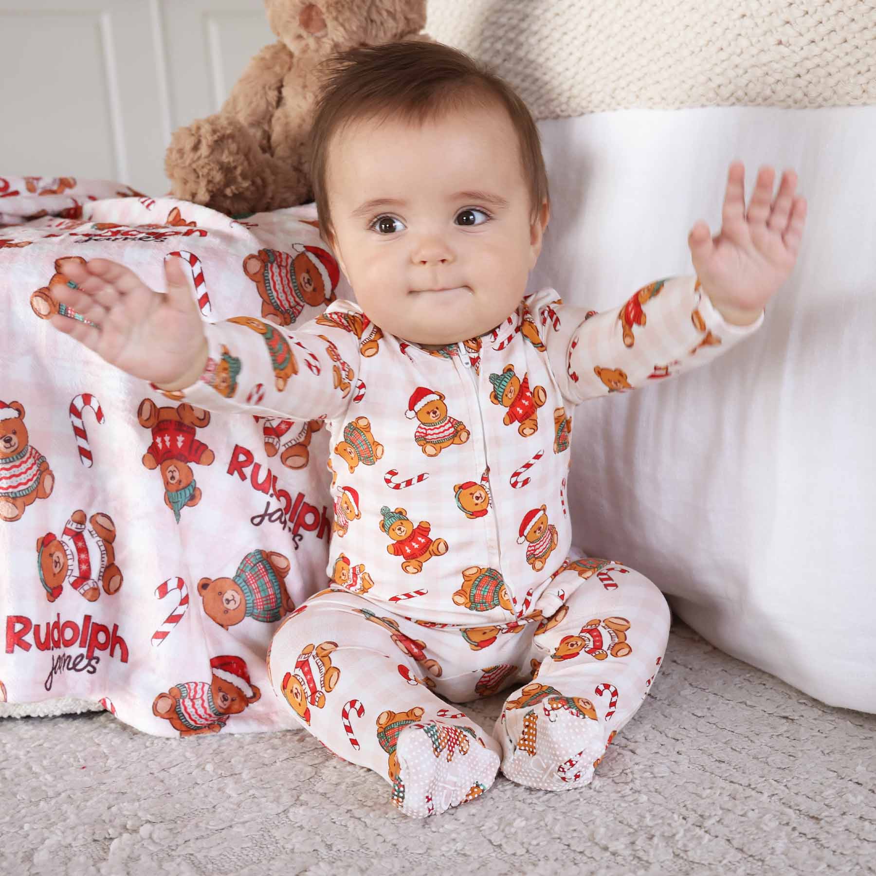 Beary Christmas Zipper Footie | Neutral