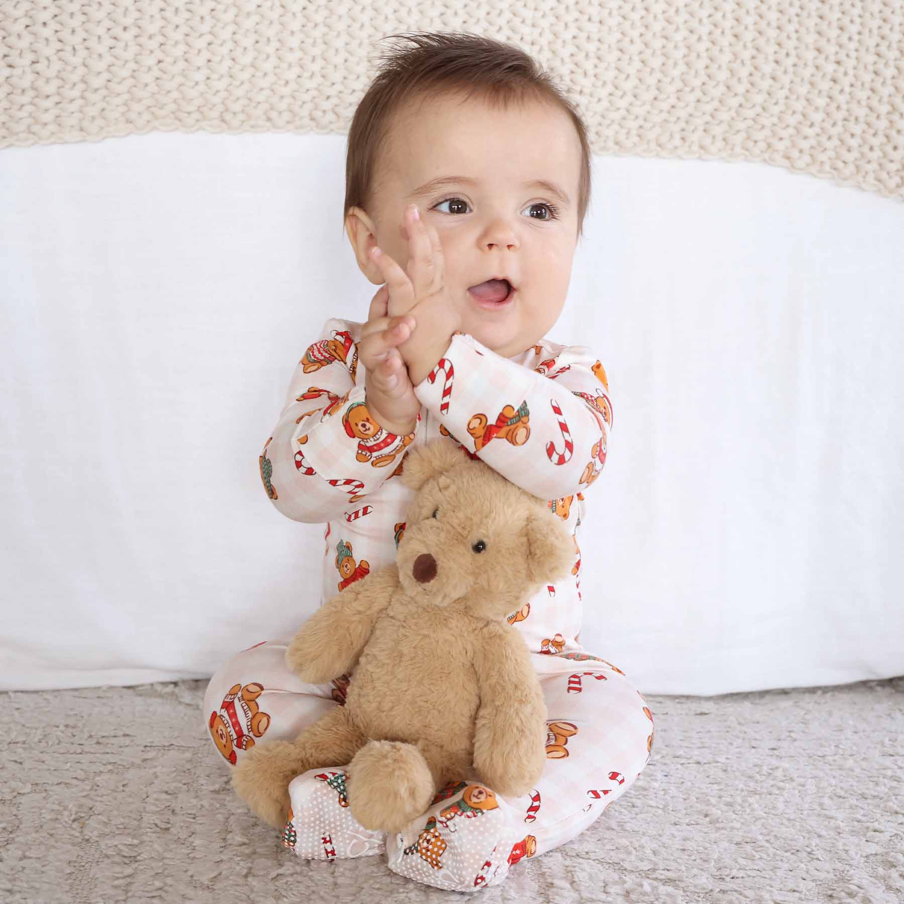 Beary Christmas Zipper Footie | Neutral